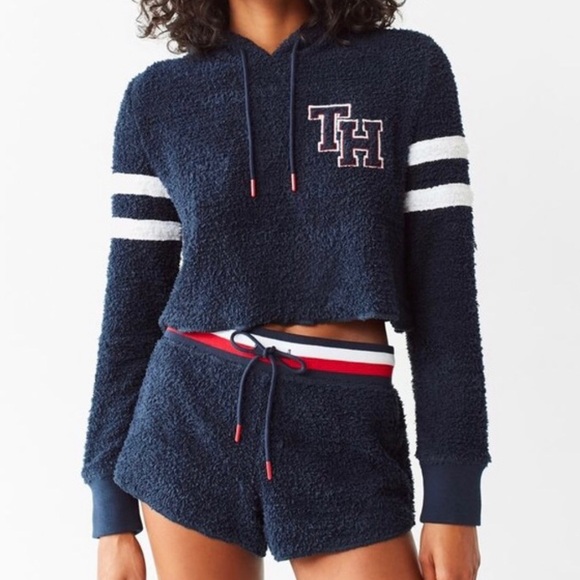 Tommy Hilfiger Fuzzy Cropped Hoodie - Picture 2 of 2
